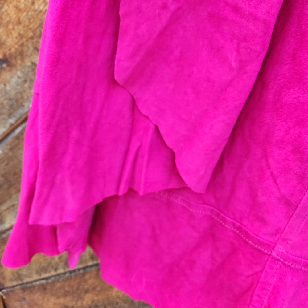 NWOT Genuine Suede Drape Front Open Vest Shrug from Argentina - Picture 4 of 4